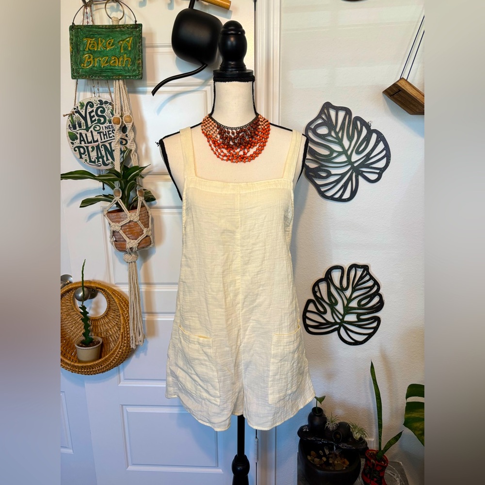 NWT Xhilaration Cream Romper